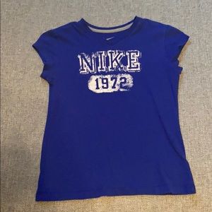 Nike t shirt size M